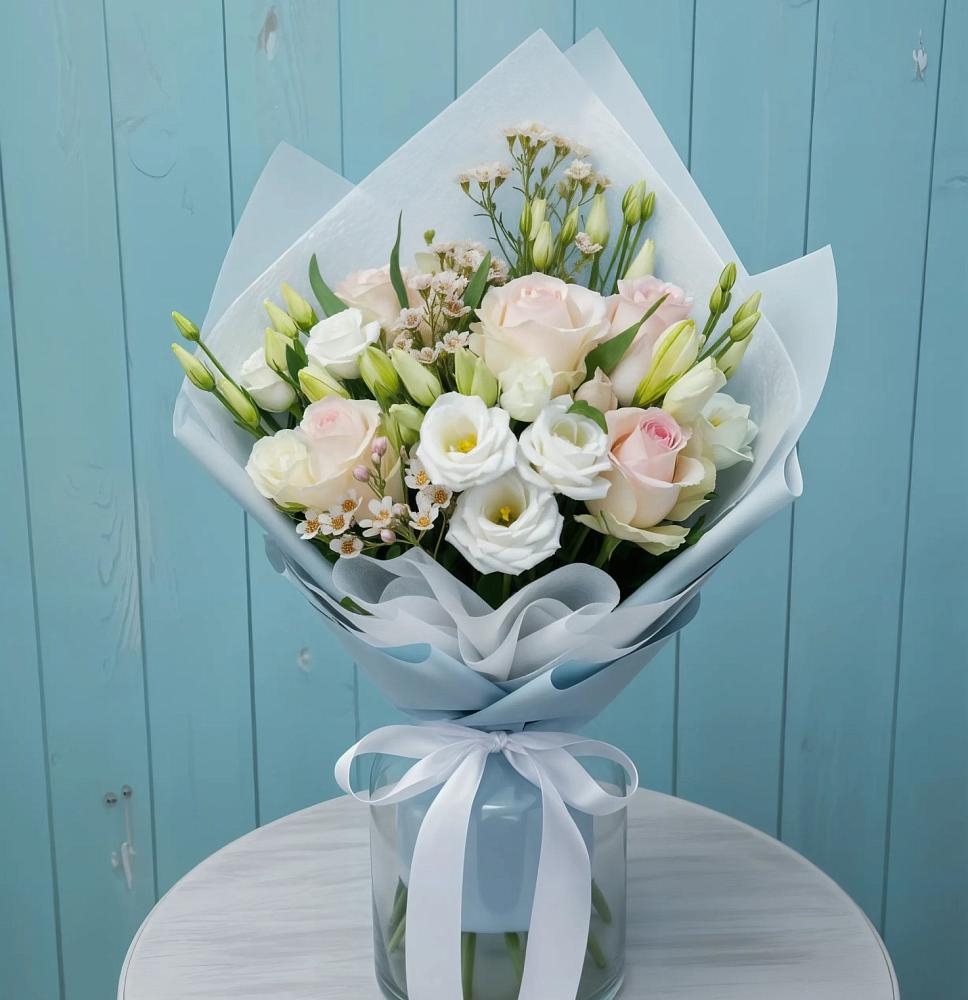 Букет цветов из: Розы и Лизиантусы в Федоровка Республика Башкортостан