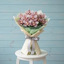 Букет цветов из:  Орхидеи и Розы в Федоровка Республика Башкортостан