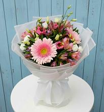 Букет цветов из:  Герберы, Альстромерии и Лизиантусы в Федоровка Республика Башкортостан