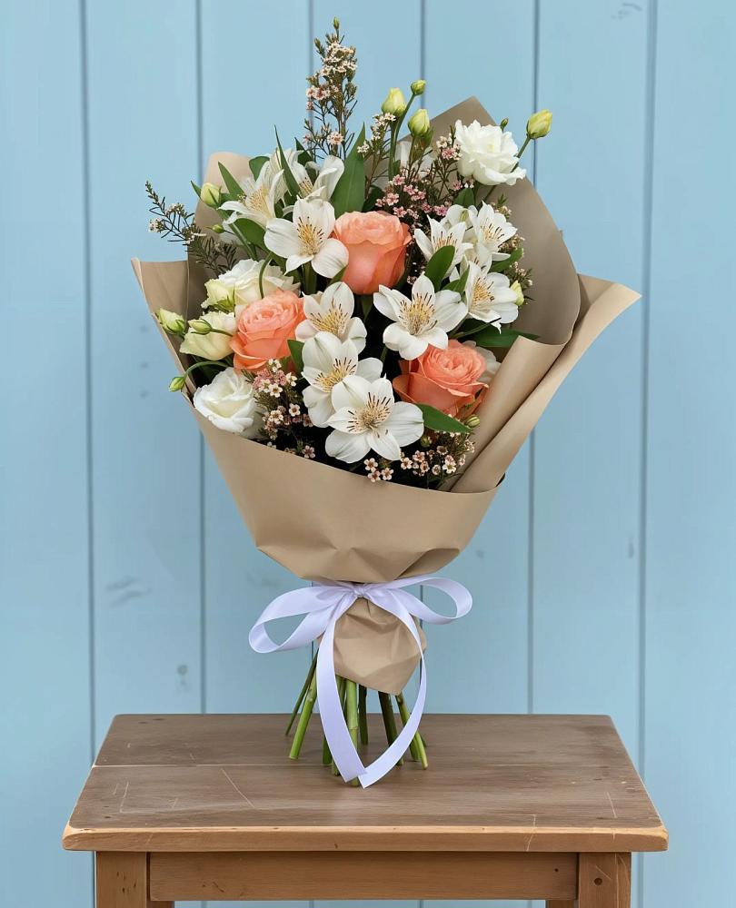 Букет цветов из: Альстромерии, Лизиантусы, Розы и Хризантемы в Федоровка Республика Башкортостан